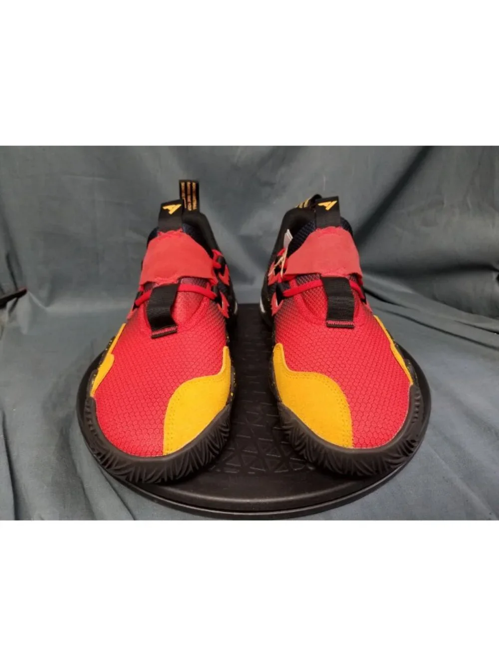 Adidas Trae Young 1 AtlantaHawks Black/Red/Yellow GY3772 Mens Size 9 NEW NoBOX!